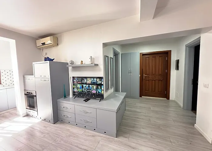 City Center 2Br Apartment
